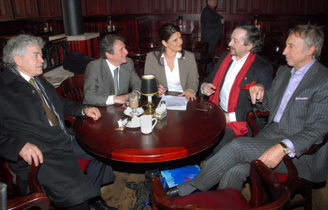 Community coalition leaders (from left to right) businessman Michael Cianciullo, businessman and community activist Michael Shafter, coalition organizer and spokesperson Giovanna Giancaspro co-owner of Restaurant La Molisana, Mtropolitain editor and President of the Institute for Public Affairs Beryl Wajsman, and Alain Creton, owner of downtowns landmark Alexandre et Fils restaurant.